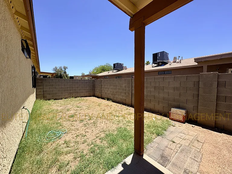 3422 N Fontana Ave #1 — Photo 15