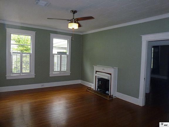 3rd image of 605 Glenmar Ave