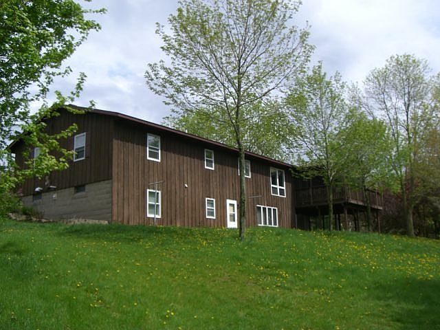 2nd image of 1575 Century Ave