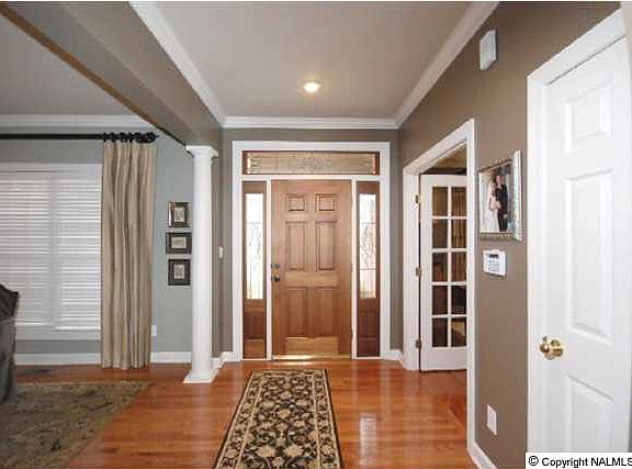 3rd image of 2710 Kentshire Cir SE