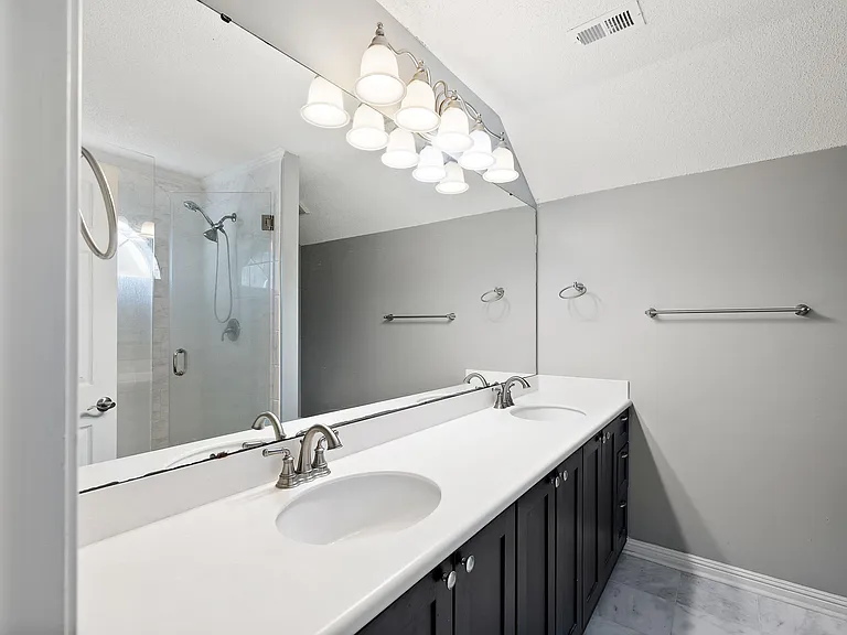 1379 Center Lake Dr — Photo 13
