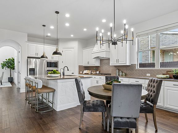 4th image of 2140 Arbol Way