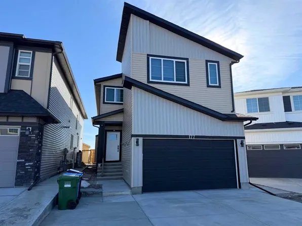 177 W Saddlelake Ter NE, Calgary, AB T3J 2E8