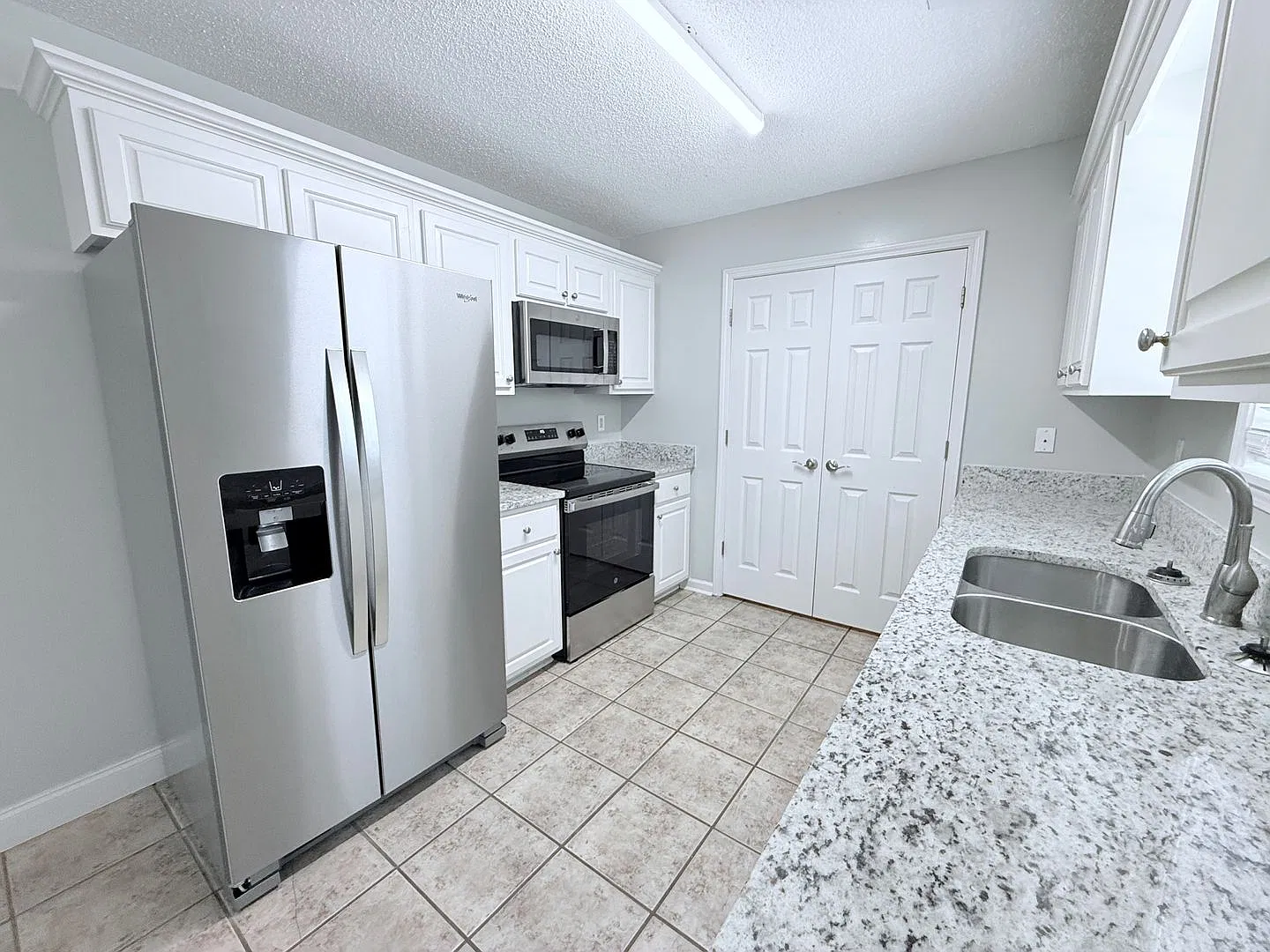 309 Eagle Pointe Drive — Photo 4