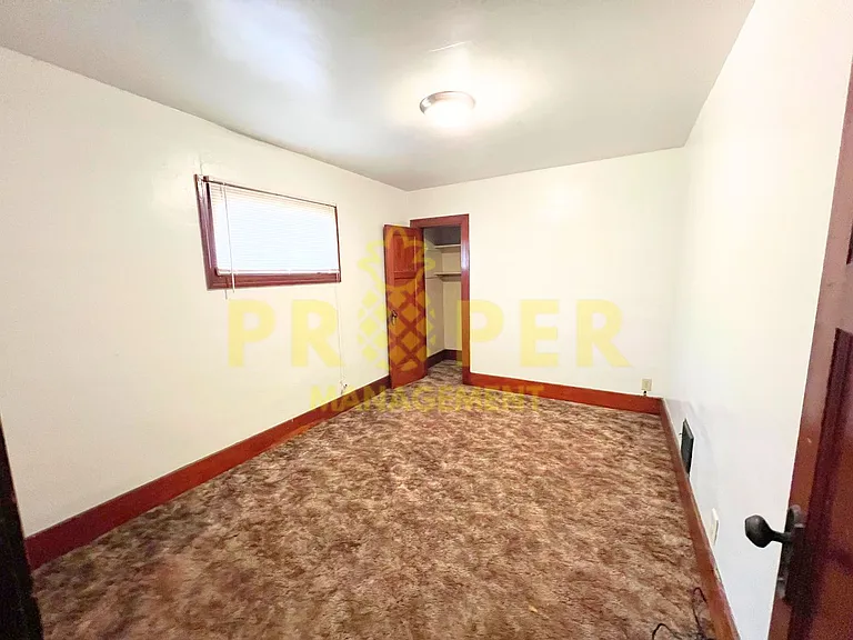 1822 Huffman Ave — Photo 6