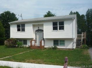147 Oxbow Dr, Willimantic, CT 06226