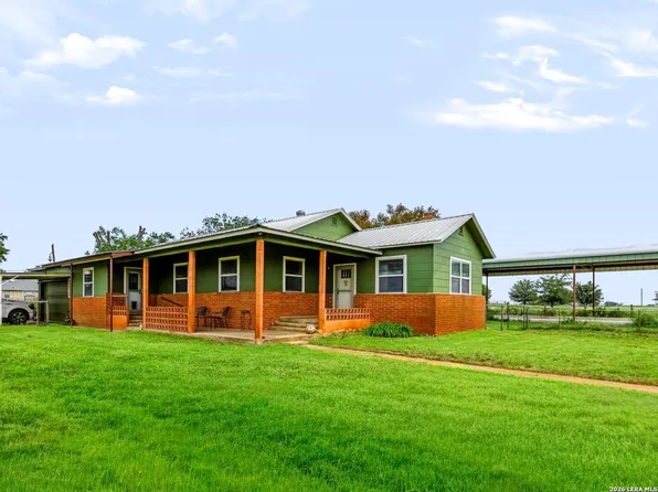 15637 KILOWATT RD, Elmendorf, TX 78112