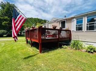 122 Ingalls Ln, Lyndonville, VT 05851
