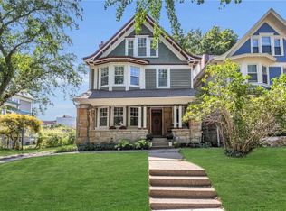 3116 Charlotte St, Kansas City, MO 64109