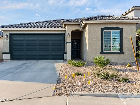 5th image of 43606 W JUNIPER Avenue