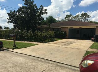 10538 Permian Dr, Sugar Land, TX 77498