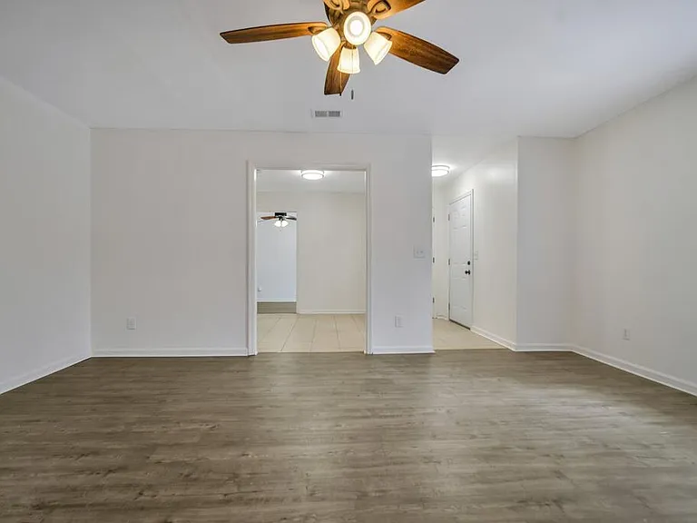 1732 Talmadge Rd — Photo 8