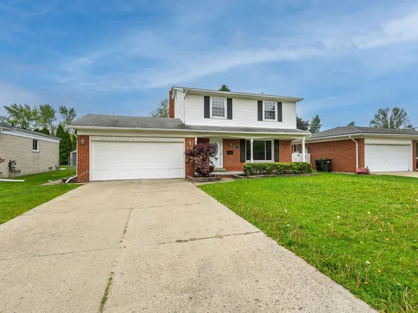 33519 Groth Dr, Sterling Heights, MI 48312