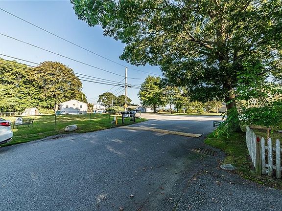 5th image of 294 Namquid Dr