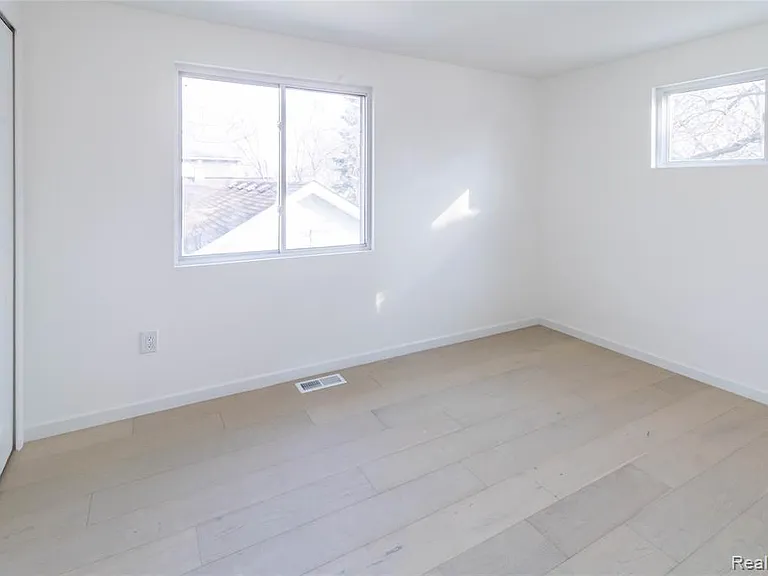 1326 Mohawk Ave — Photo 24