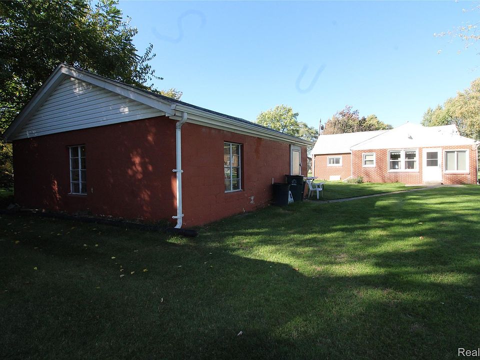2170 Vermont Ave, photo 22