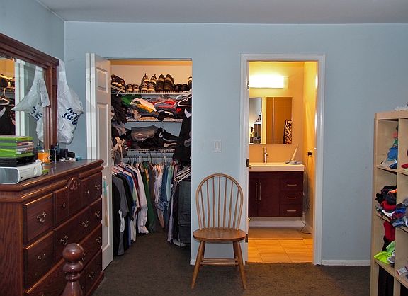 5th image of 646 N Deer Run Dr #646