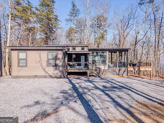 4th image of 41 Skyview Dr