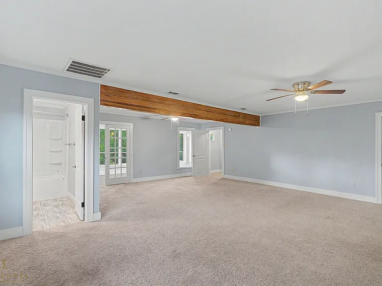 420 Forest Ave — Photo 18
