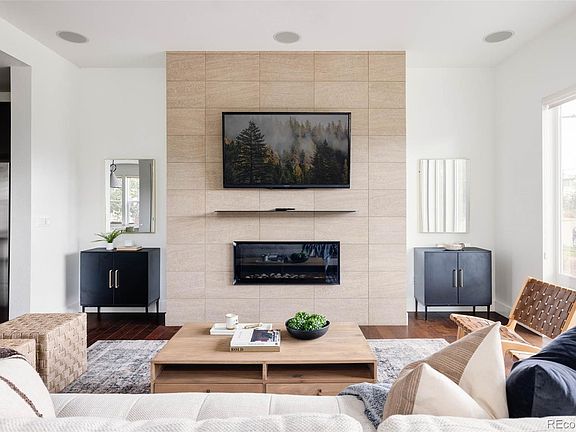 3rd image of 10791 E 28th Avenue