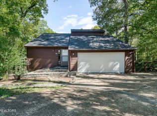 53 River Ln, Crossville, TN 38555