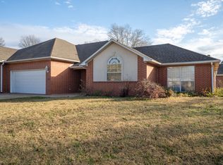 99 San Jose Dr APT B, Springdale, AR 72764