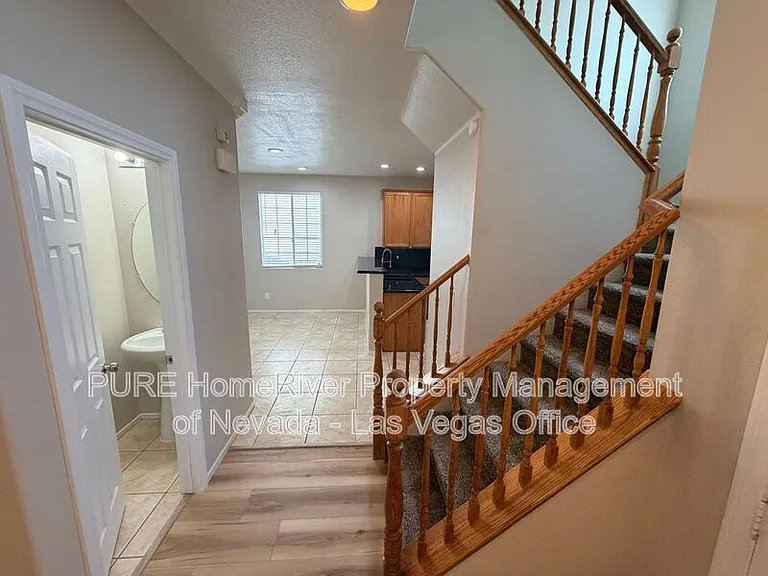 9852 Twilight Walk Ave — Photo 8