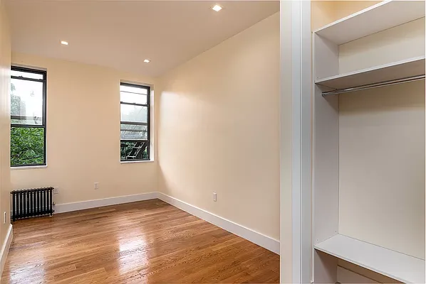 Rented by Dallien Realty Limited Liability Company | media 29