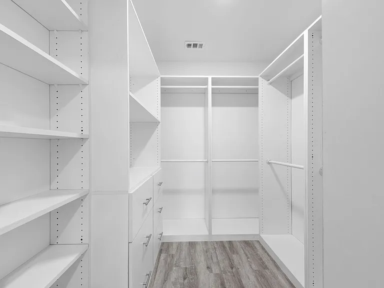 720 McIntosh St — Photo 17