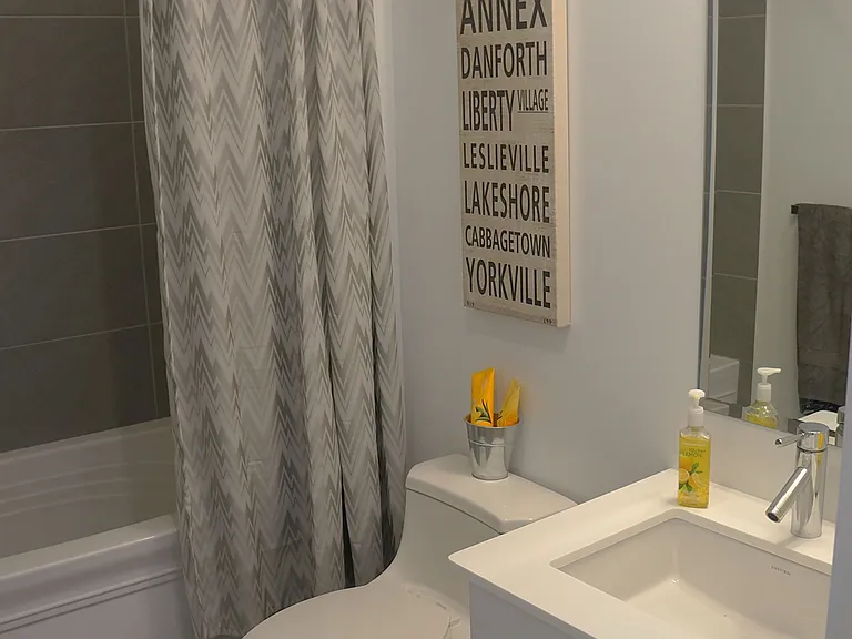 426 University Ave #4007 — Photo 15