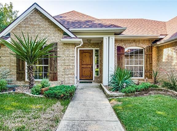 4th image of 107 Briergate Ln