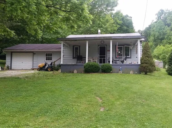 29 Graded Ln, Williams, IN 47470