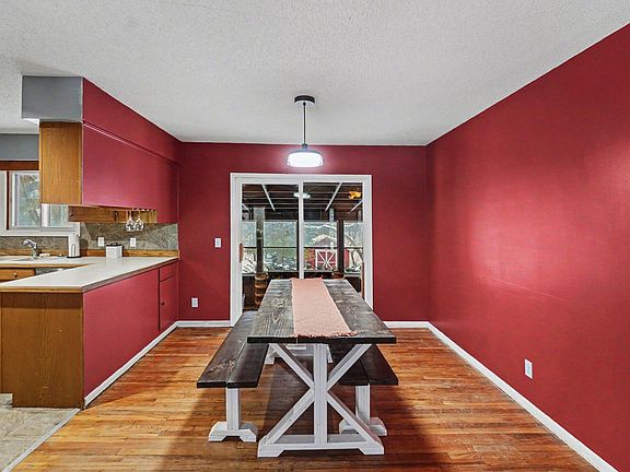 4th image of 17339 McKinley Rd