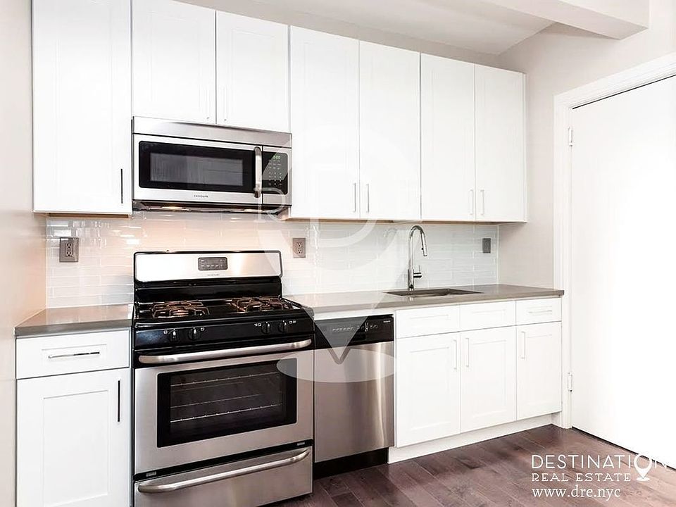 2nd image of 1921 Avenue K APT E2