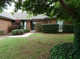 1412 Cedar Ridge Rd, Edmond, OK 73013