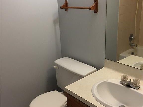 4th image of 2305 Mesa Park Dr