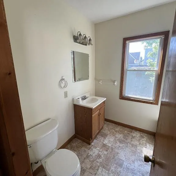1004 Jay St — Photo 7