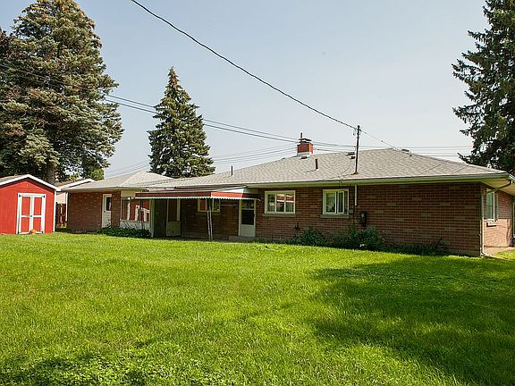 3rd image of 8380 Wehrle Dr