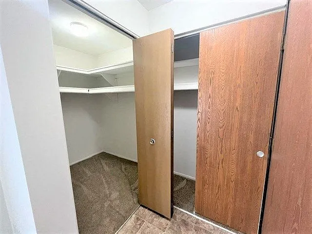 Charter Oaks Apartments — Photo 190