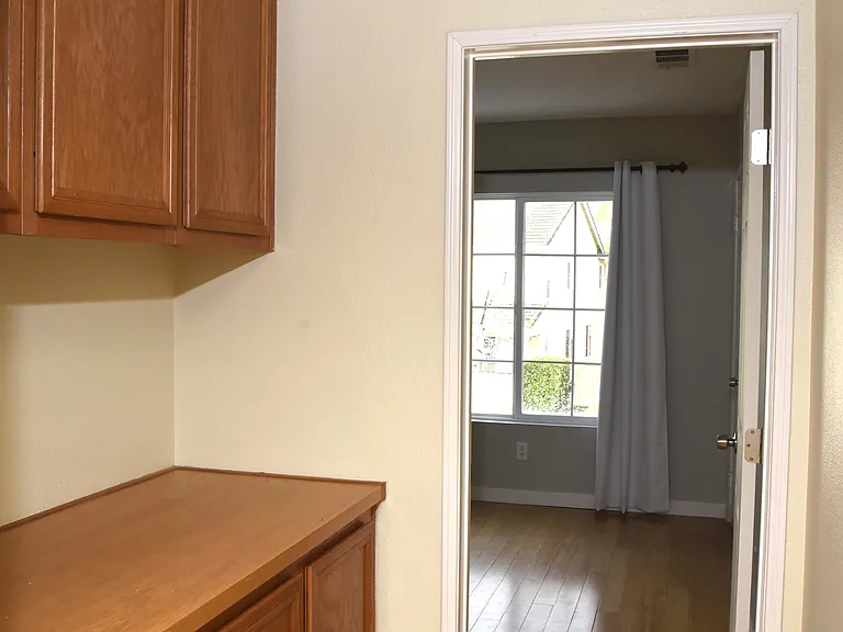 45236 Escalon St — Photo 19