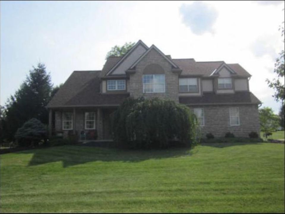 1st image of 9833 Wagonwood Dr NW