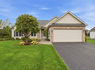 70 Peaceful Harbor Ln, Webster, NY 14580