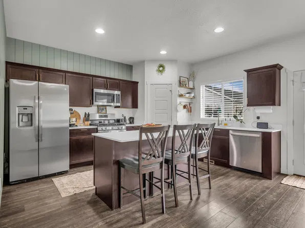 2246 W Bluebird Dr, Ogden, UT 84401