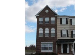 2081 Morgan Hill Dr, Pennsburg, PA 18073