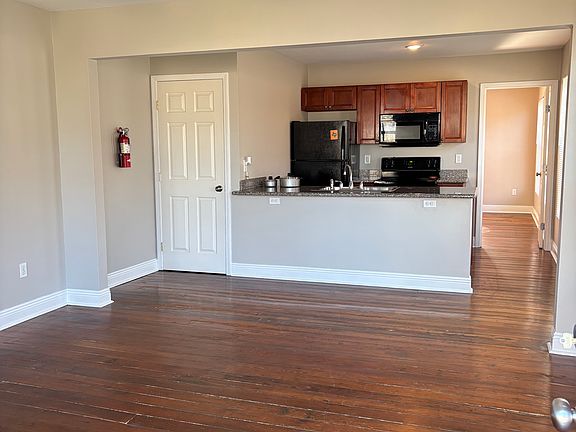 4th image of 8525 Hickory St APT 1