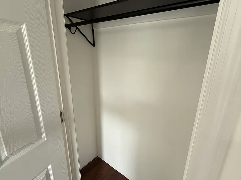 276 Onderdonk Ave #1 — Photo 11