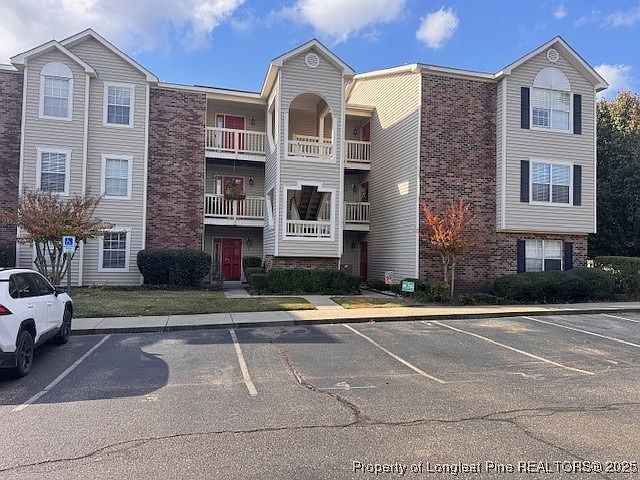 1st image of 2705 Preston Woods Ln APT 3
