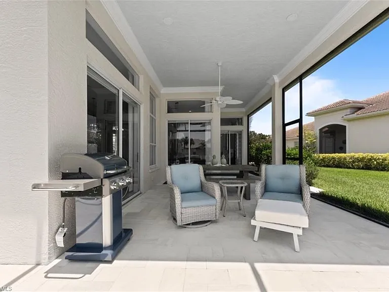 8541 Pepper Tree Way — Photo 20