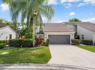 61 Edinburgh Dr, Palm Beach Gardens, FL 33418