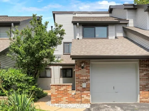 11583 Tawny Ash Ct, Saint Louis, MO 63146